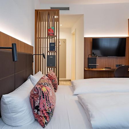 Hotel Alma Am Anger แอร์ฟวร์ท ภายนอก รูปภาพ