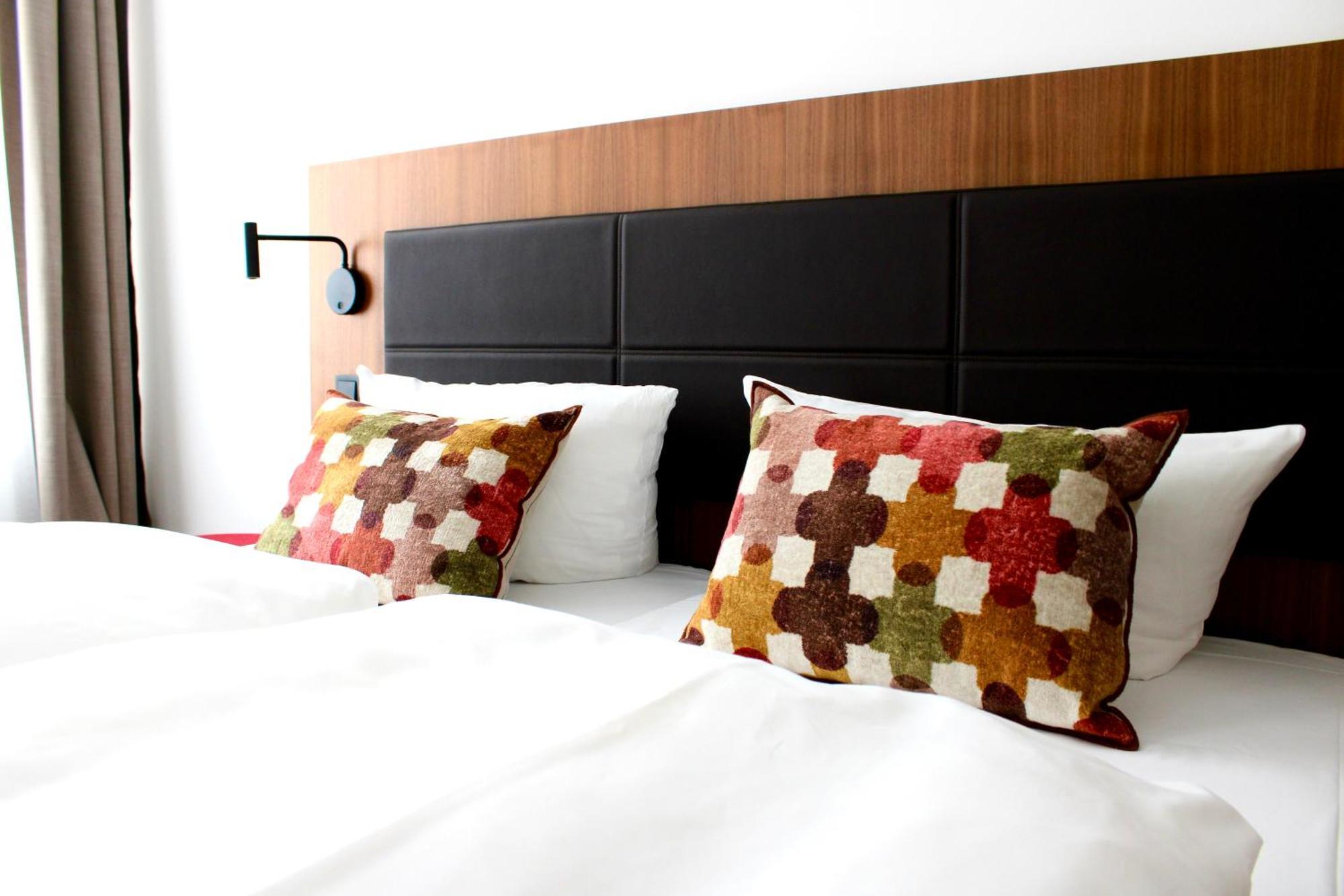 Hotel Alma Am Anger แอร์ฟวร์ท ภายนอก รูปภาพ